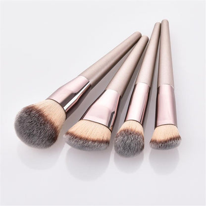 Champagne Gold Makeup Brush Kit: Wooden Handle Foundation Brush